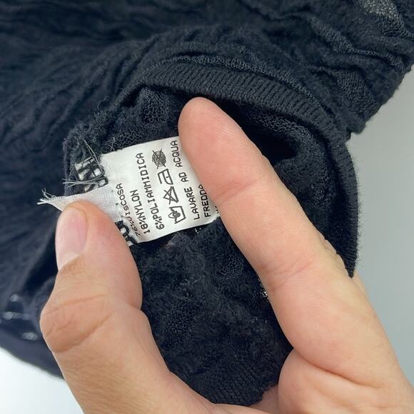 D. EXTERIOR Black Viscose Blend Semi Sheer Textured Short Sleeve Top Size Medium - Picture 5 of 6